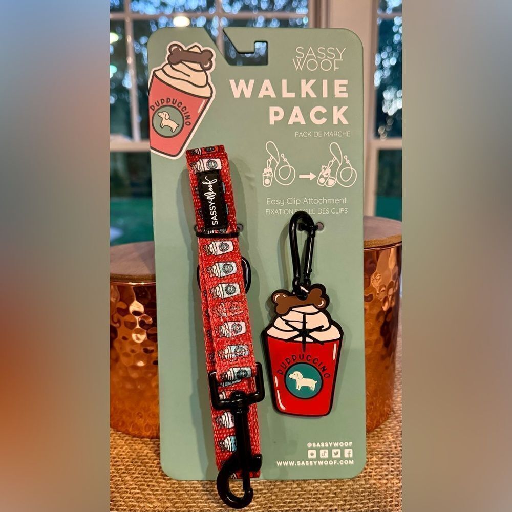 SASSY WOOF Leash & Potty Pal Combo brand new in bag